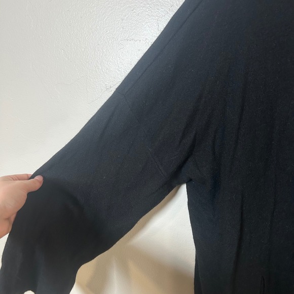 kokun Black Long Sleeve Turtleneck Sweater Top Size L Bamboo Cashmere Blend - Picture 2 of 6